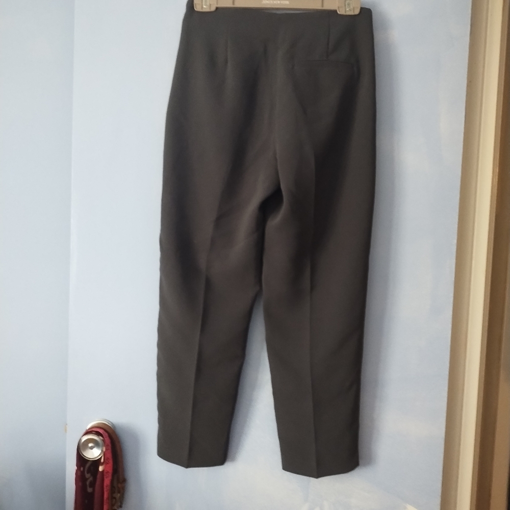 Wilfred Aritzia Grey Effortless Pleat Crepette Pants 2 - Picture 3 of 6